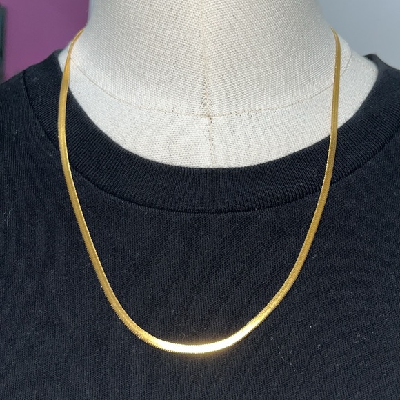 Gold plated herringbone chain - Picture 2 of 9